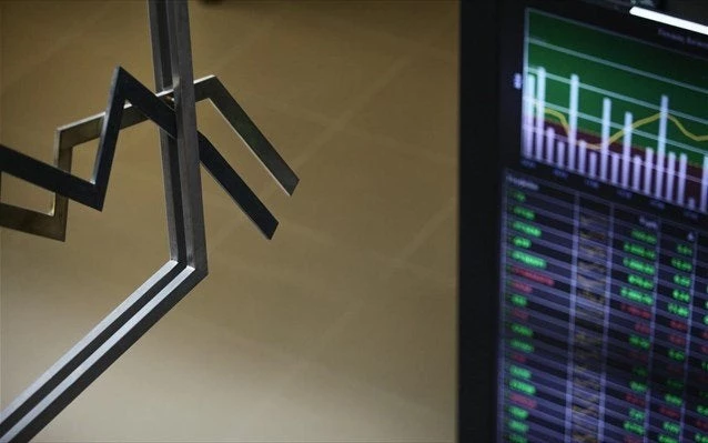 Βουτιά στο κενό οι Τράπεζες στο χρηματιστήριο Αθηνών – Η κάθοδος δεν λέει να σταματήσει